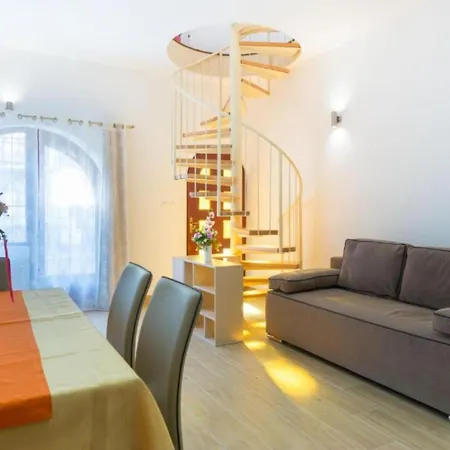 Apartment Stone Haven